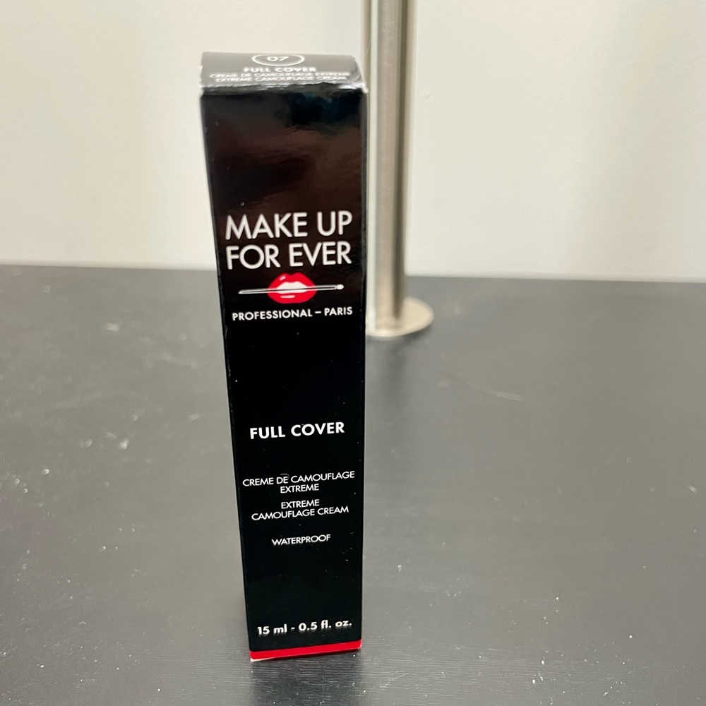Makeup Forever Concealer in 07